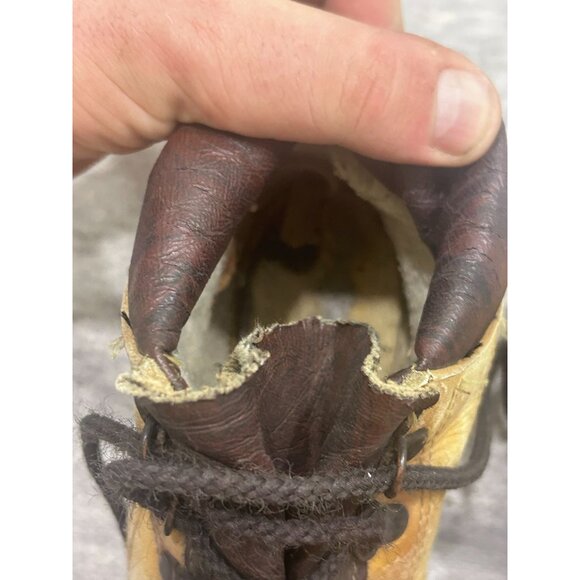 Two-Toned Boots Men's Size 9 Lace Up Mid Top Leather 90s Brown - Picture 6 of 7